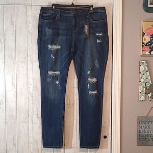NWT Vintage Dark Wash Distressed Judy Blue Skinny/Slim Fit Jeans